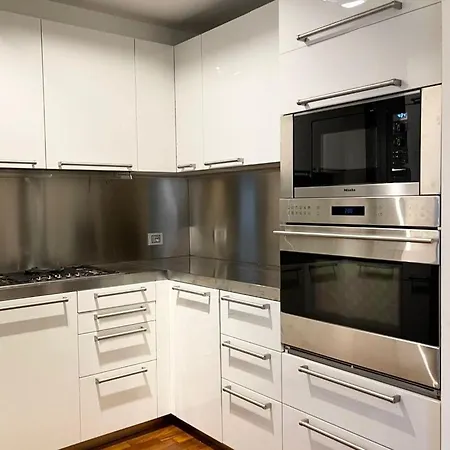 Apartament Fronte Mare Con Parcheggio Privato *