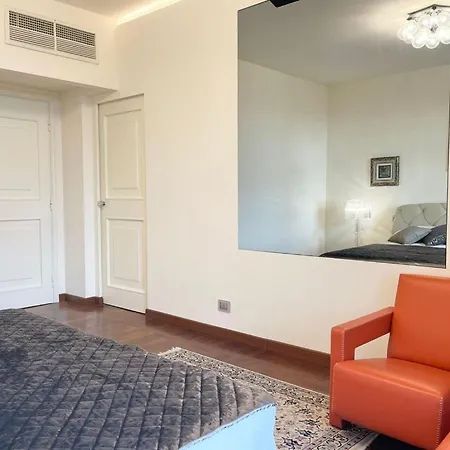 Fronte Mare Con Parcheggio Privato *