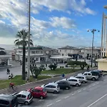 Fronte Mare Con Parcheggio Privato *